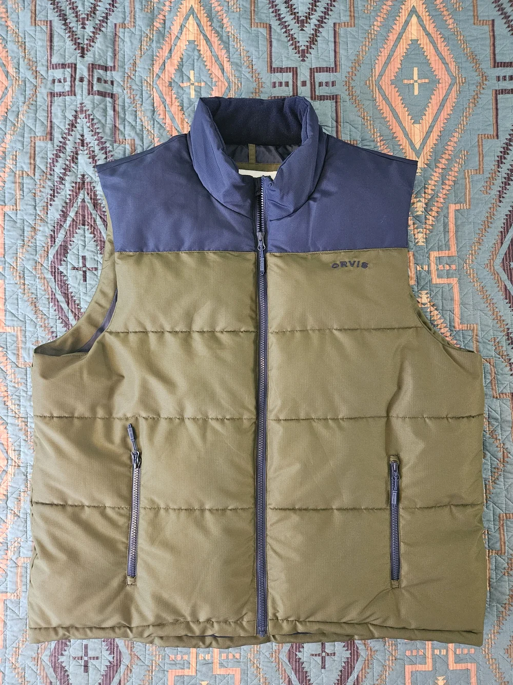 Orvis Men's Olive & Navy Puffer Vest